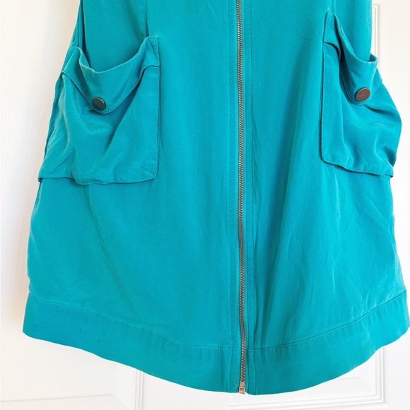 Used bebe Silk Teal Sleeveless Dress with Ruffle Detail in Size Small - Picture 6 of 13